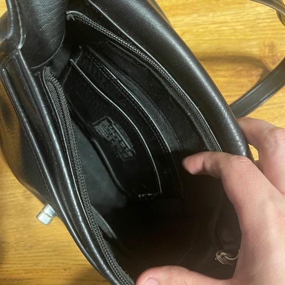 Vintage Coach Flap Front Shoulder Bag Crossbody Black Leather RARE - Picture 12 of 13